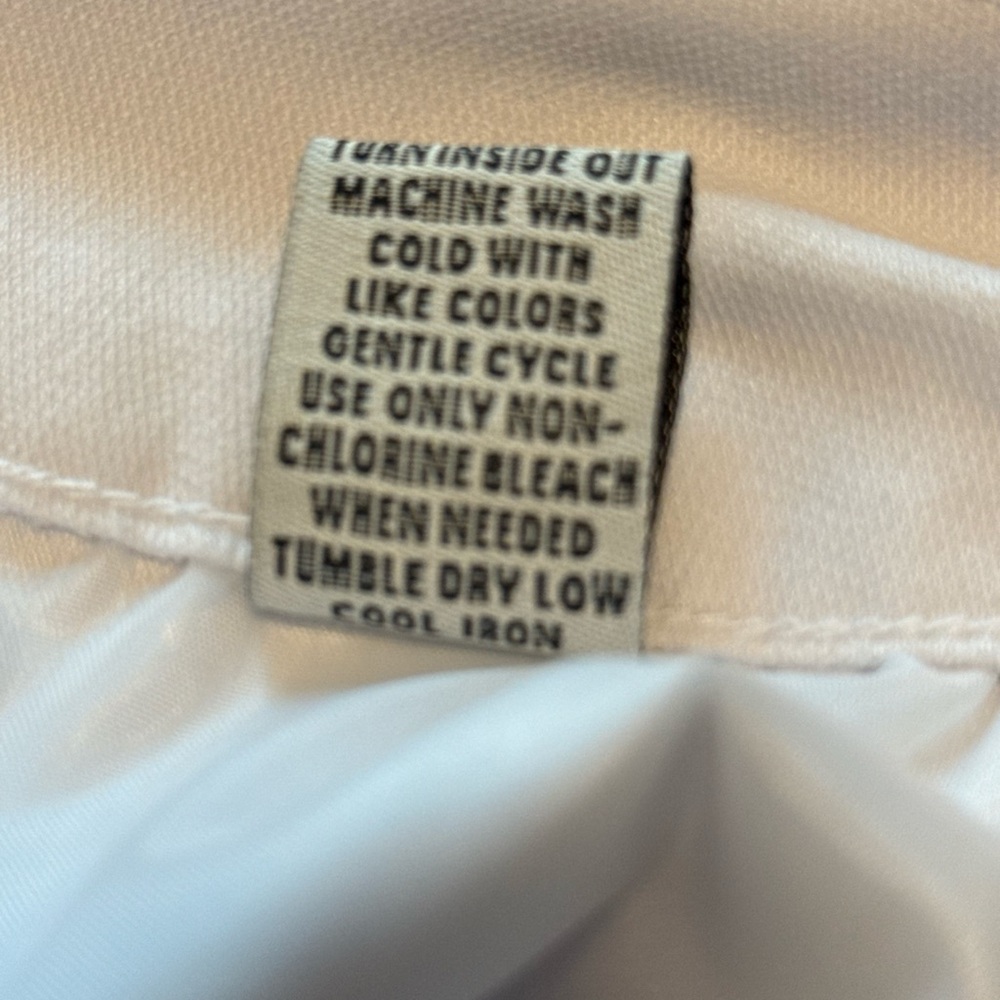 Ladies White Sabrina Lauren Shorts, NWT, 22W - Picture 6 of 11